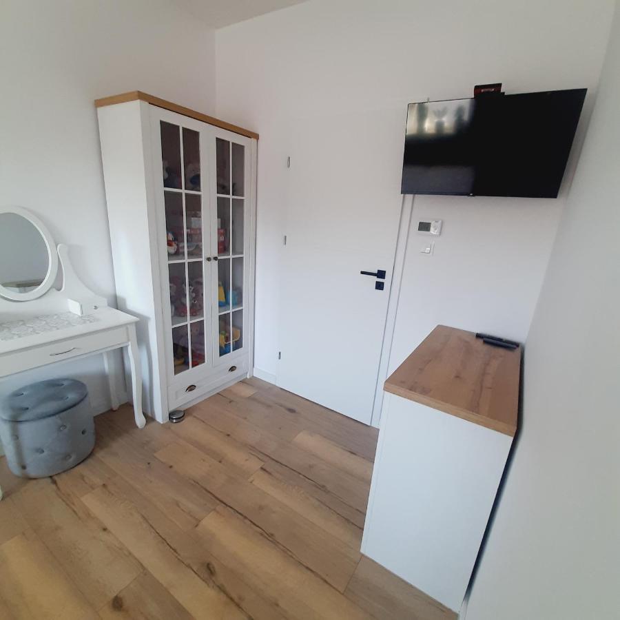 Lux Apartment Parking Gratis Złotów Zewnętrze zdjęcie
